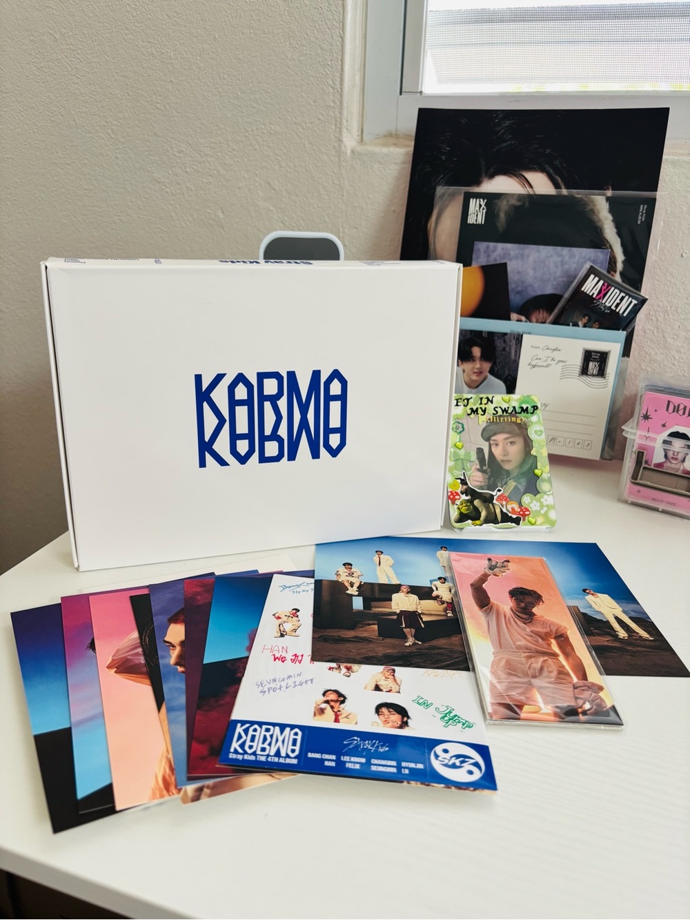 STRAY KIDS - KARMA HOORAY VERSION ALBUM (UNSEALED)